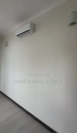 3bdrm Apartment in Upanga East for sale