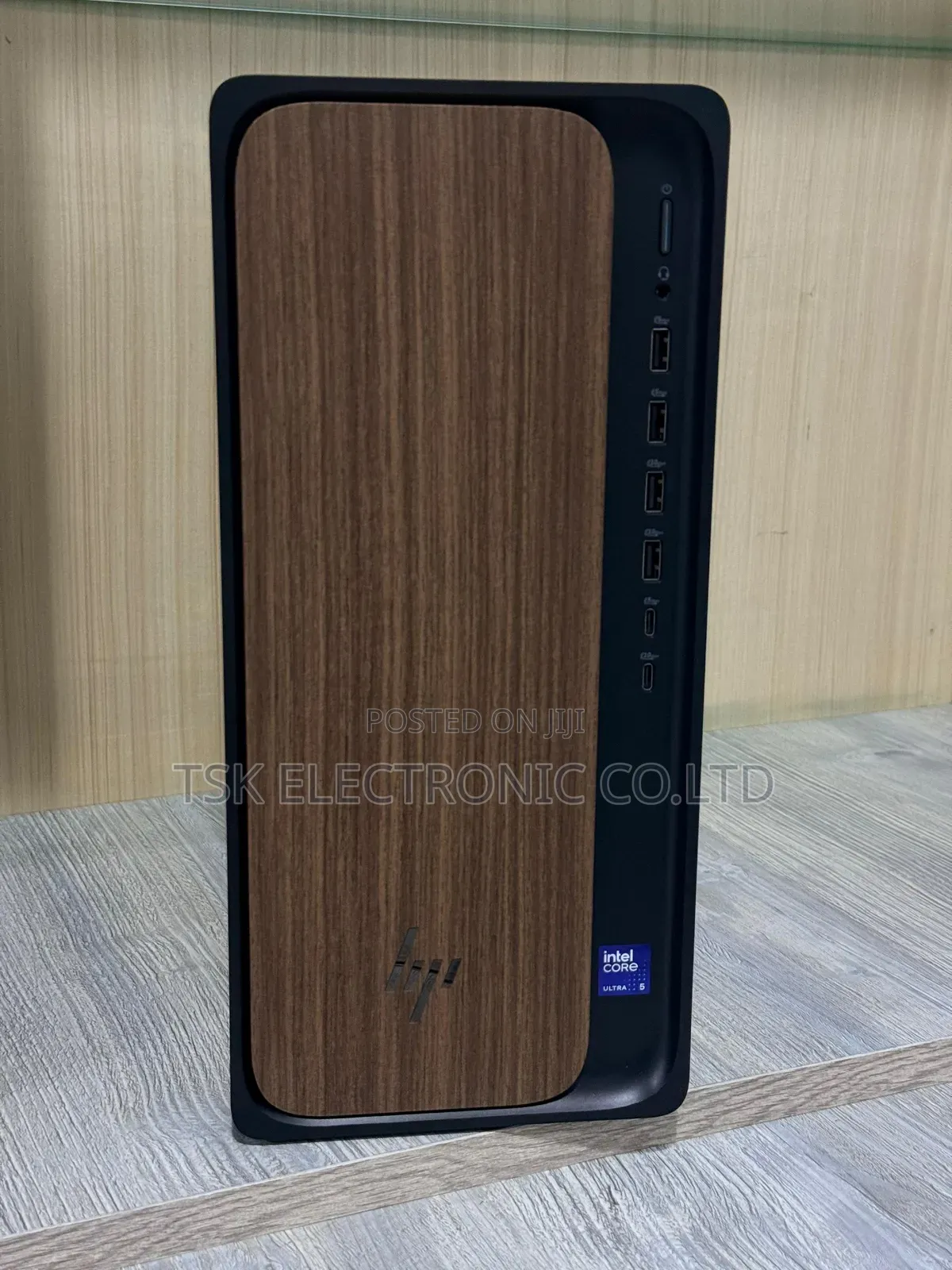 Hp Omnidesk M03 TWR