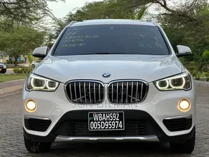 BMW X1 xDrive28i AWD 2016 Pearl