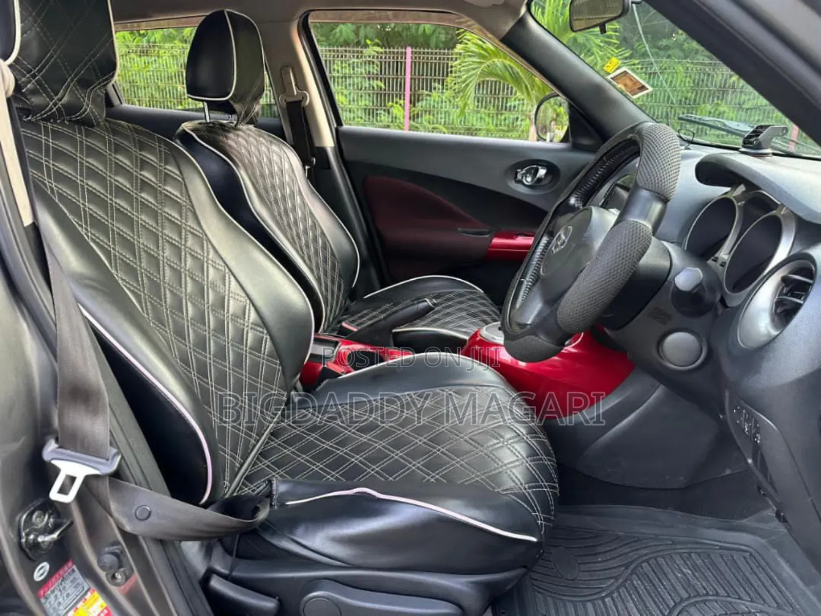 Nissan Juke 2011 Gray