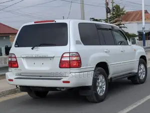 Toyota Land Cruiser 4.5 V8 GXR 2007 White