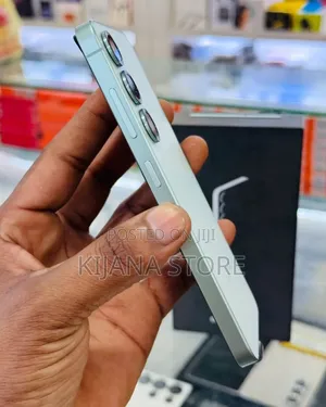 New Samsung Galaxy S25 128 GB Silver