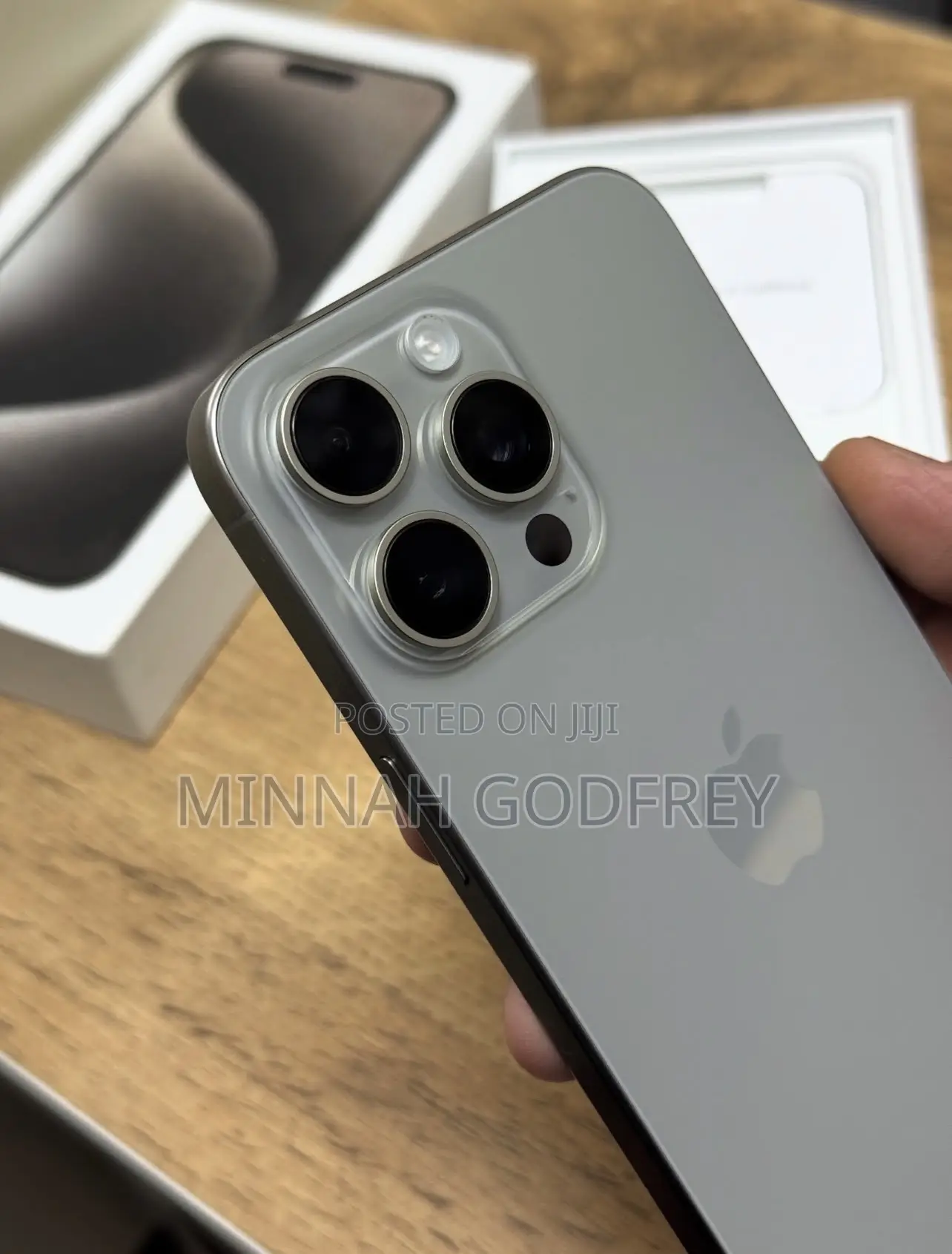 New Apple iPhone 15 Pro Max 256 GB Silver
