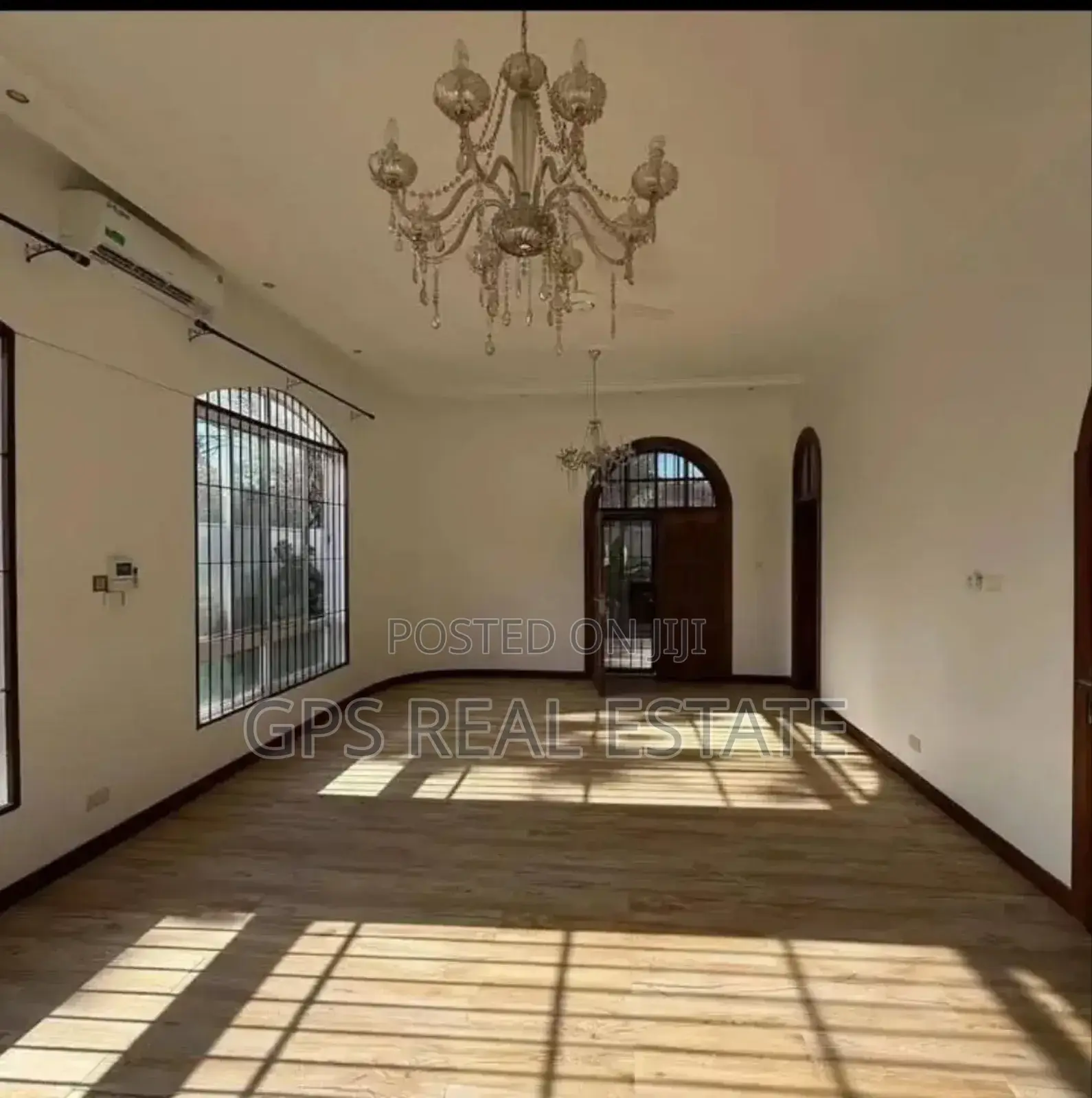 4bdrm Villa in Osterbay, Kinondoni for sale