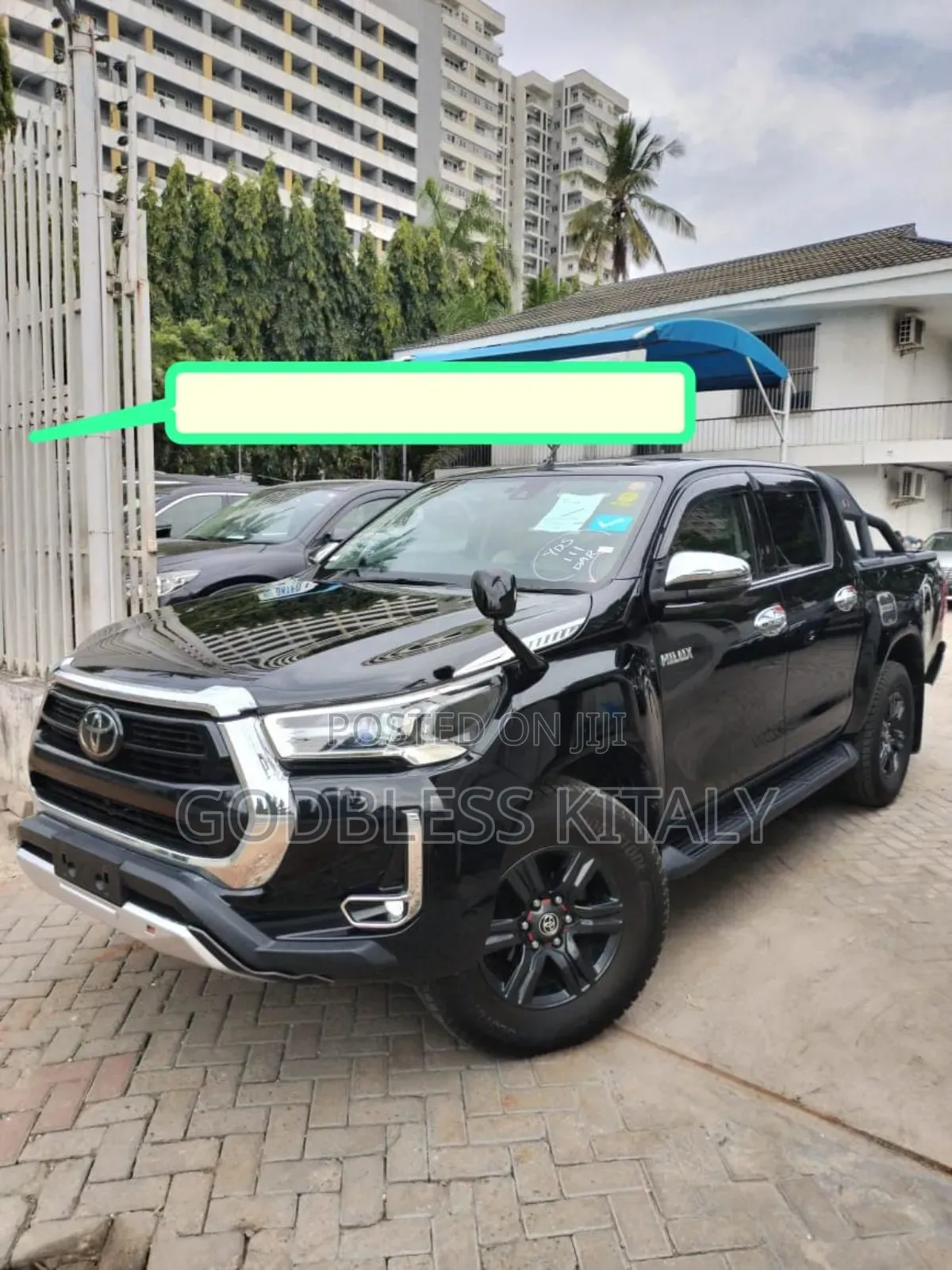 Toyota Hilux 2021 Black