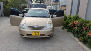 Toyota Corolla RunX 1.5 X AWD 2004 Gold