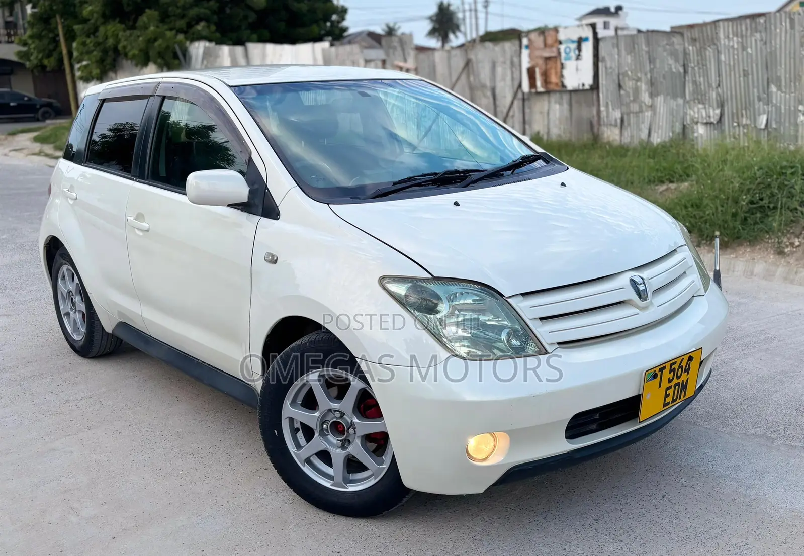 Toyota IST 2003 Pearl