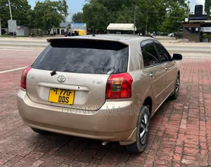 Toyota Corolla RunX 1.5 X AWD 2007 Gold