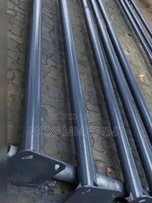 Galvanized Steel Light Polesheight:8 Meters.