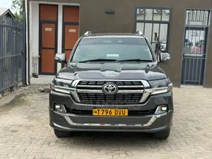 Toyota Land Cruiser 2012 Gray