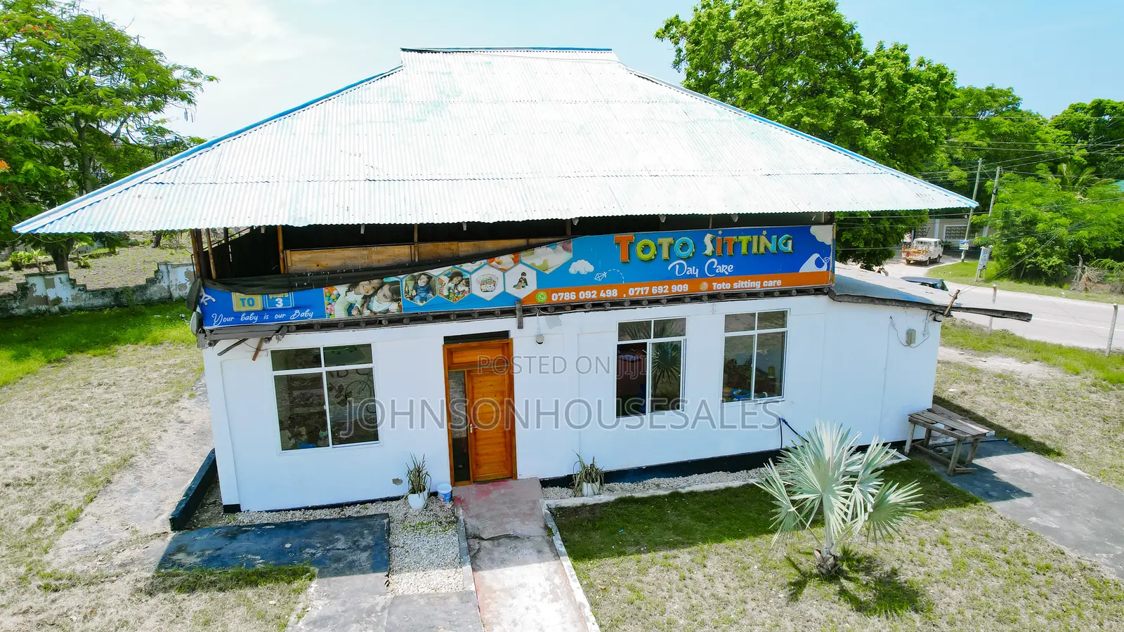 9bdrm House in Kigamboni Plots for sale