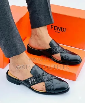 Fendi Brand New Materials Stylish and Quality Men's Leather Mules