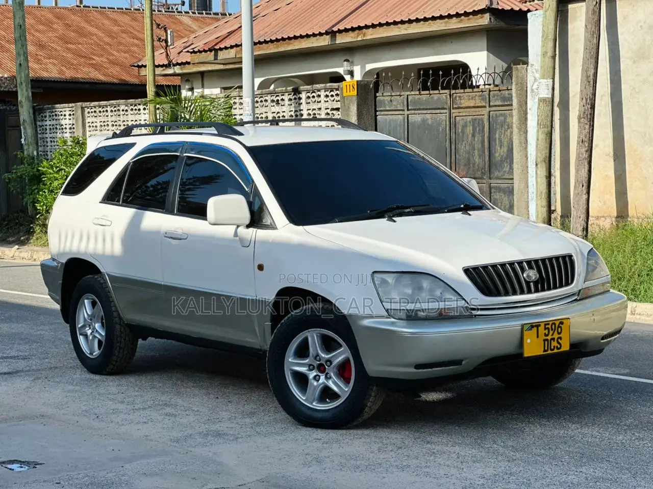 Toyota Harrier 2007 White
