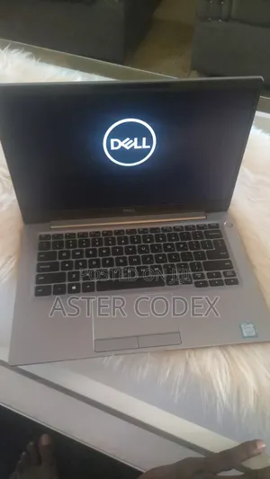 Laptop Dell Latitude 7300 16GB Intel Core i7 SSD 500GB