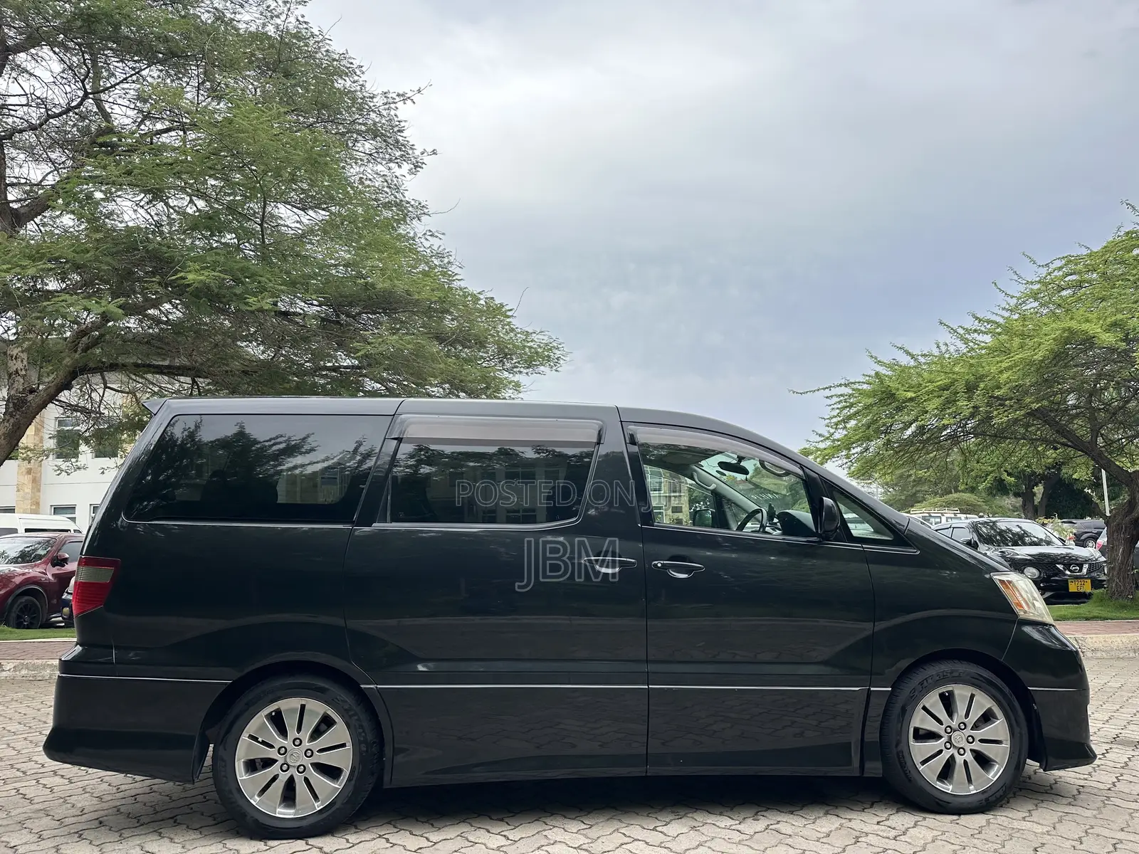 Toyota Alphard 2003 Black