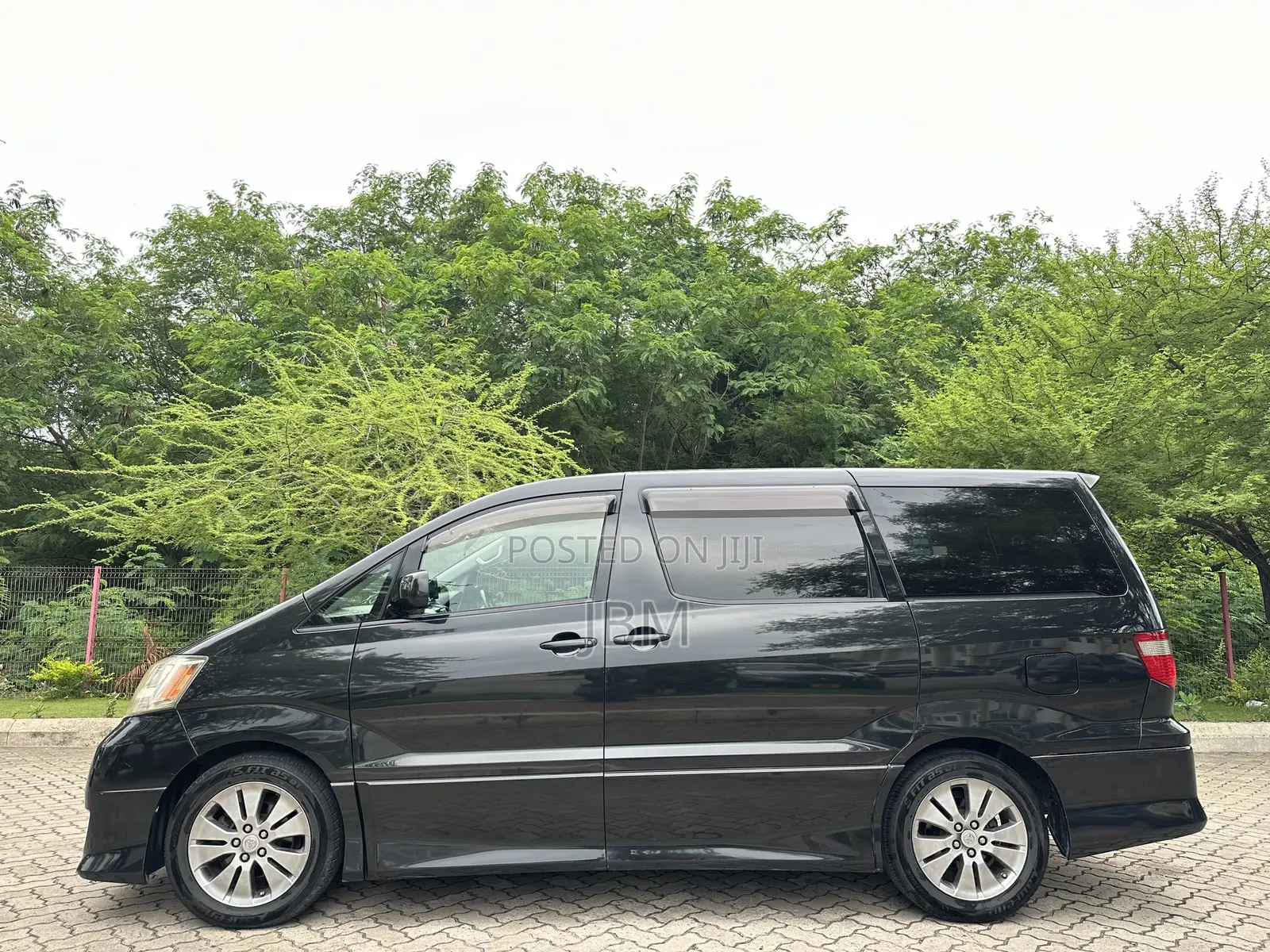 Toyota Alphard 2003 Black