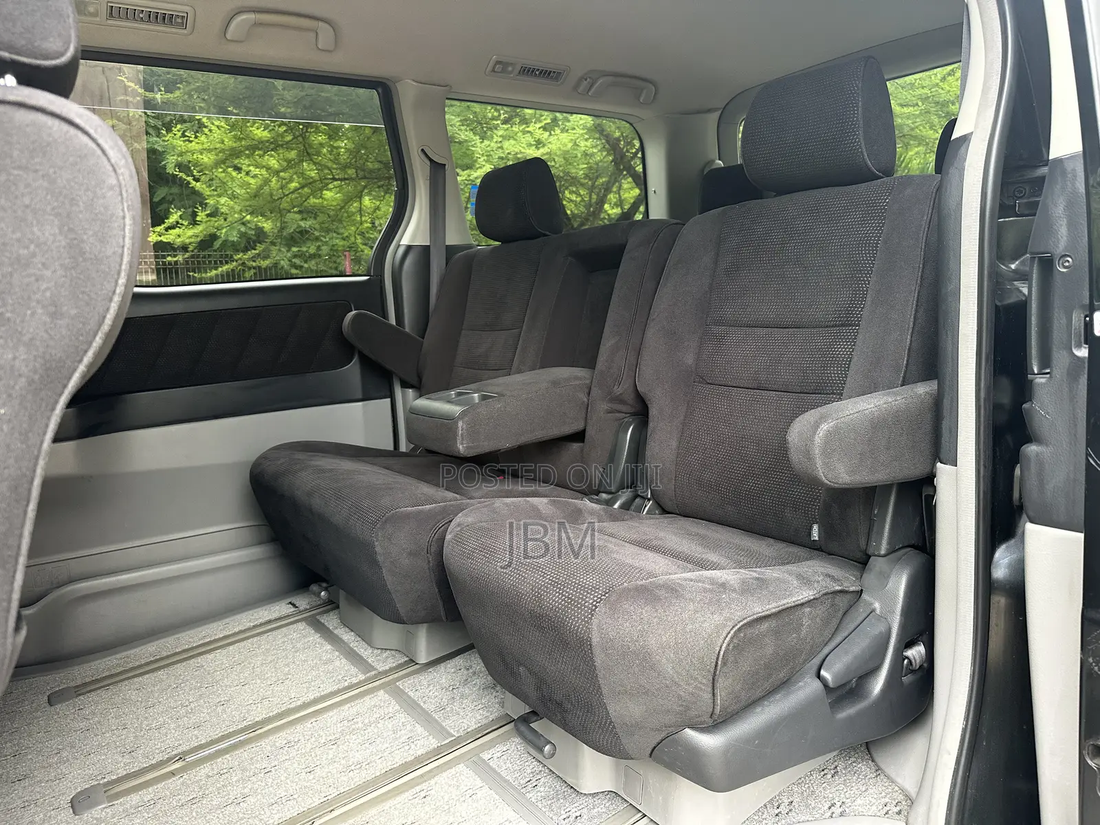 Toyota Alphard 2003 Black