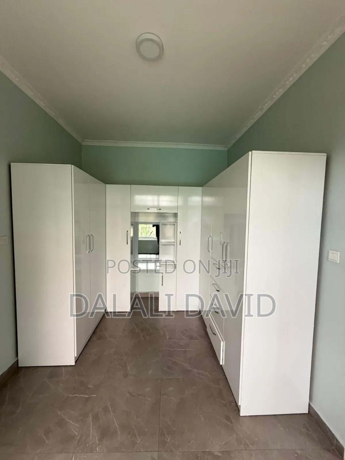 Mini Flat in Ada Estate for rent