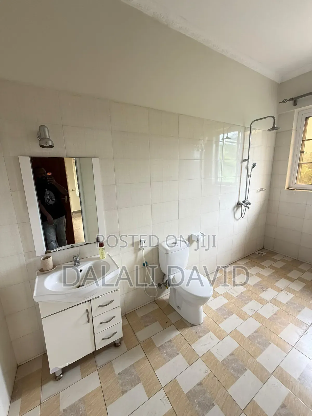 Mini Flat in Ada Estate for rent