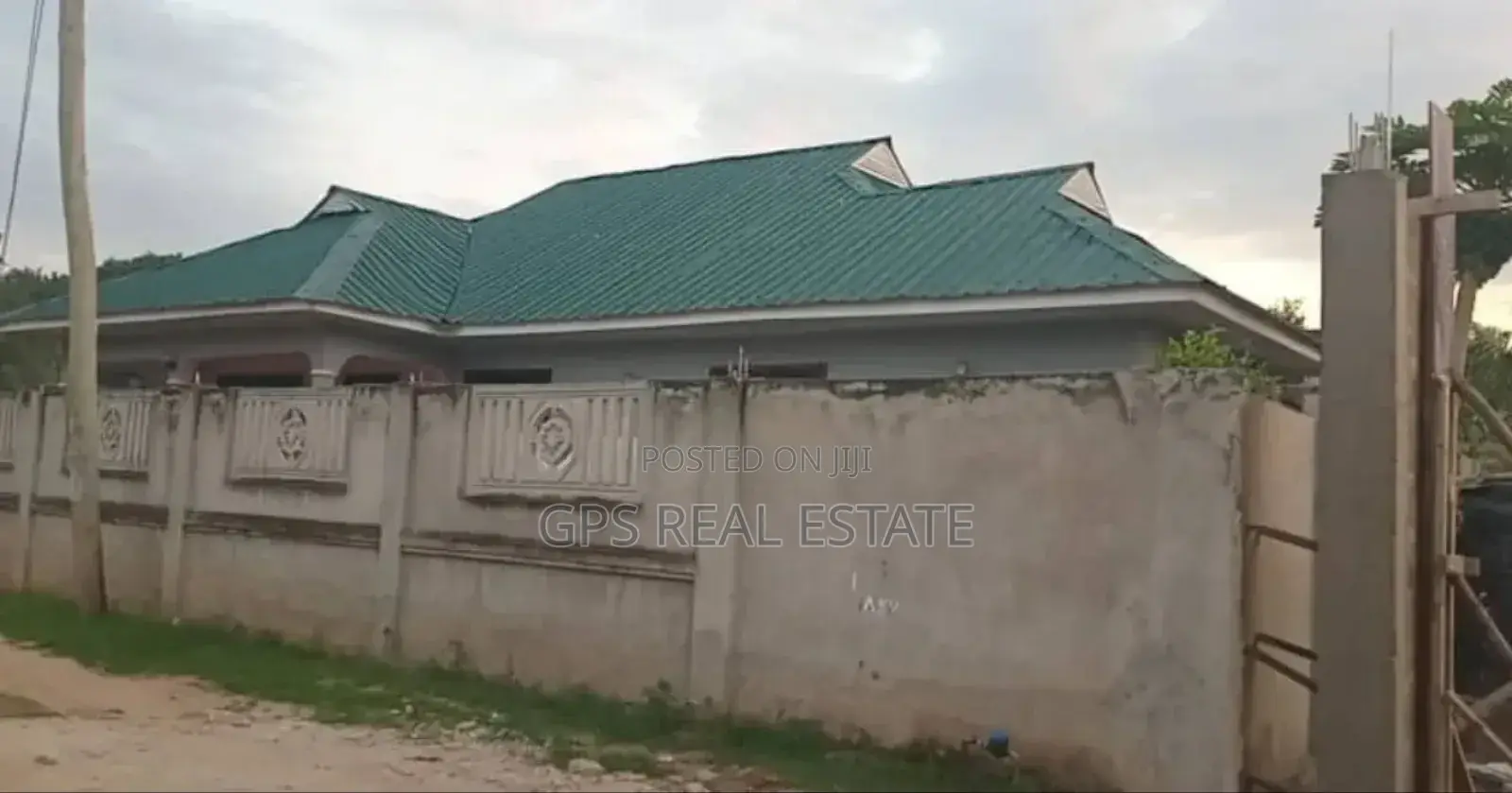 3bdrm House in Kunduchi Mtongani, Kinondoni for sale