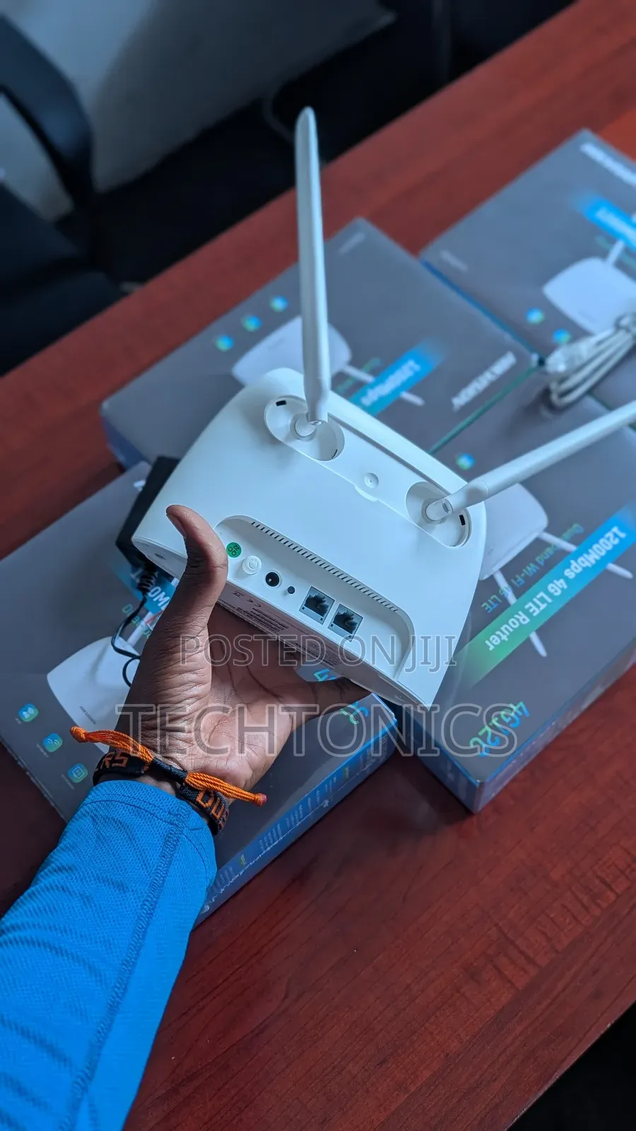 “Quality Ya Juu Kwa Bei Nafuu” Hikvision Router – Strong Performance