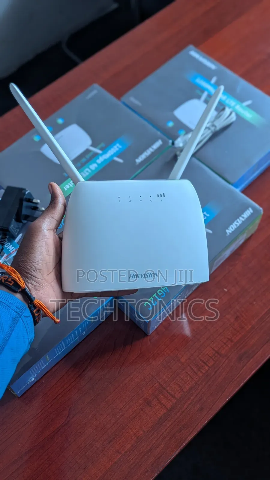 “Quality Ya Juu Kwa Bei Nafuu” Hikvision Router – Strong Performance