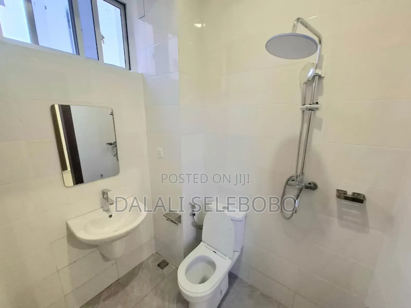 3bdrm Apartment in Kawe for sale