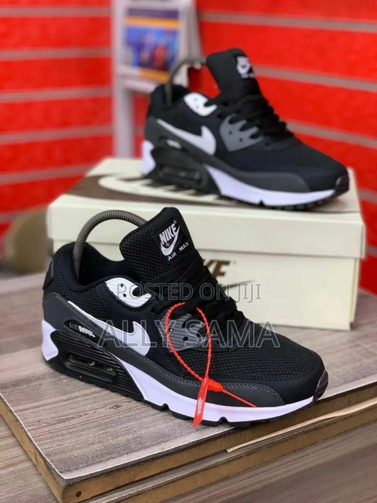 Nike Airmax Sneakers Material Canvas Leather