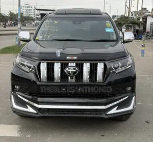 Toyota Land Cruiser Prado 2022 Black