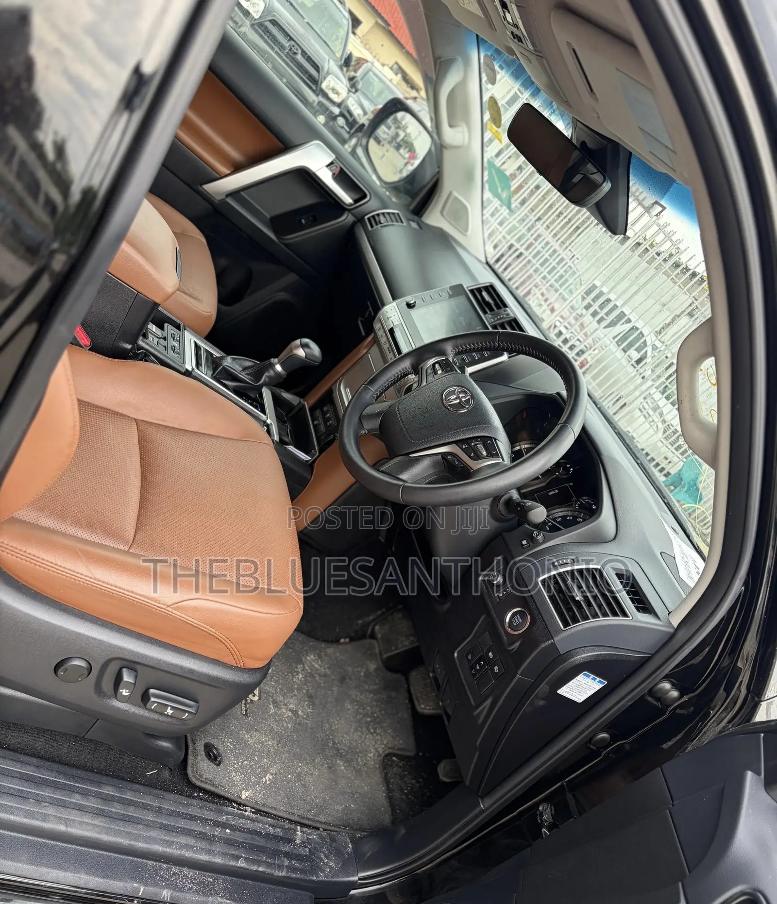 Toyota Land Cruiser Prado 2022 Black