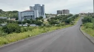 *A Very Prime Commercial Plot Inauzwa Mjini Dodoma*