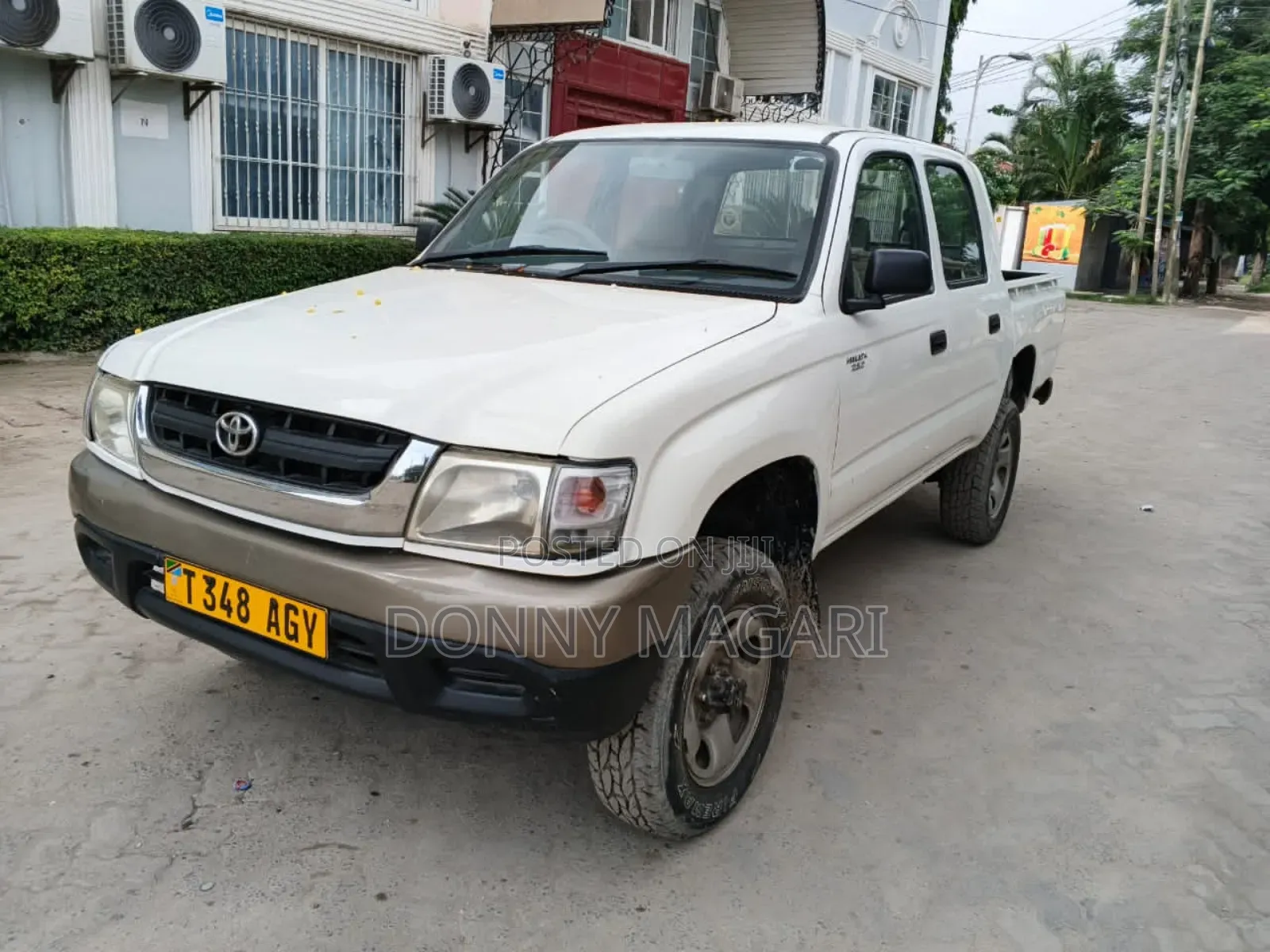 Toyota Hilux 2.5 Cab 2005 White