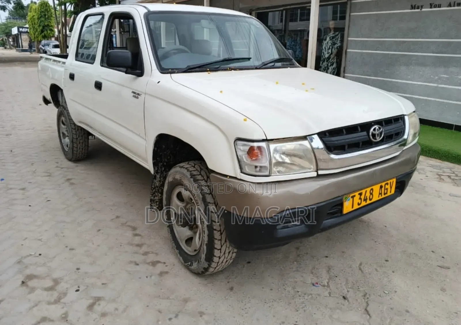 Toyota Hilux 2.5 Cab 2005 White