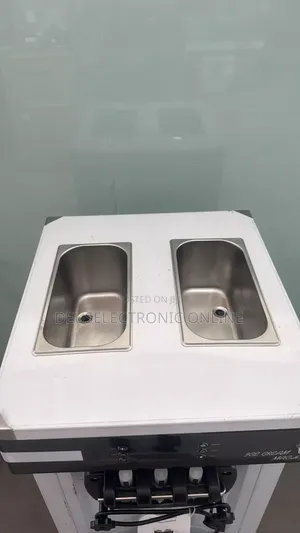 *Soft Ice Cream  Machines*
Available at Cke !!
- 28 Litres
- ⁠