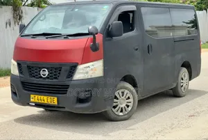 Nissan Caravan (Urvan) 2010 Black