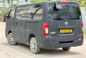 Nissan Caravan (Urvan) 2010 Black