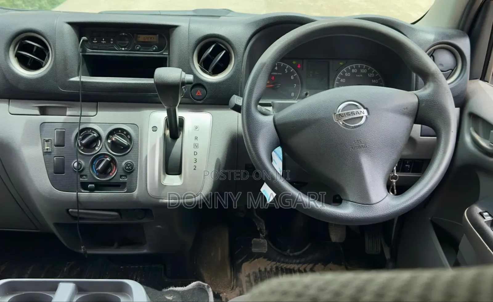Nissan Caravan (Urvan) 2010 Black