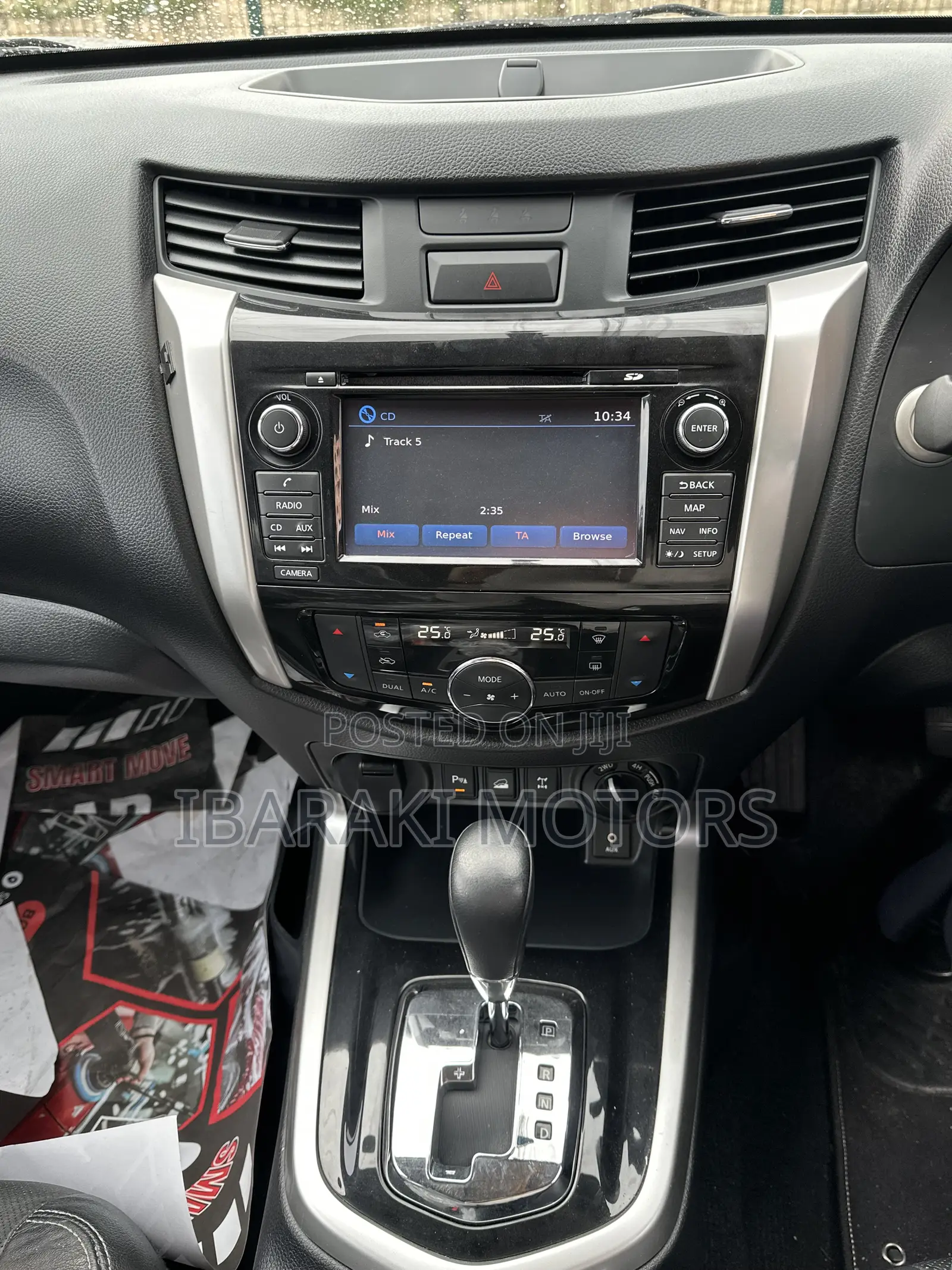 Nissan Navara 2017 Gray