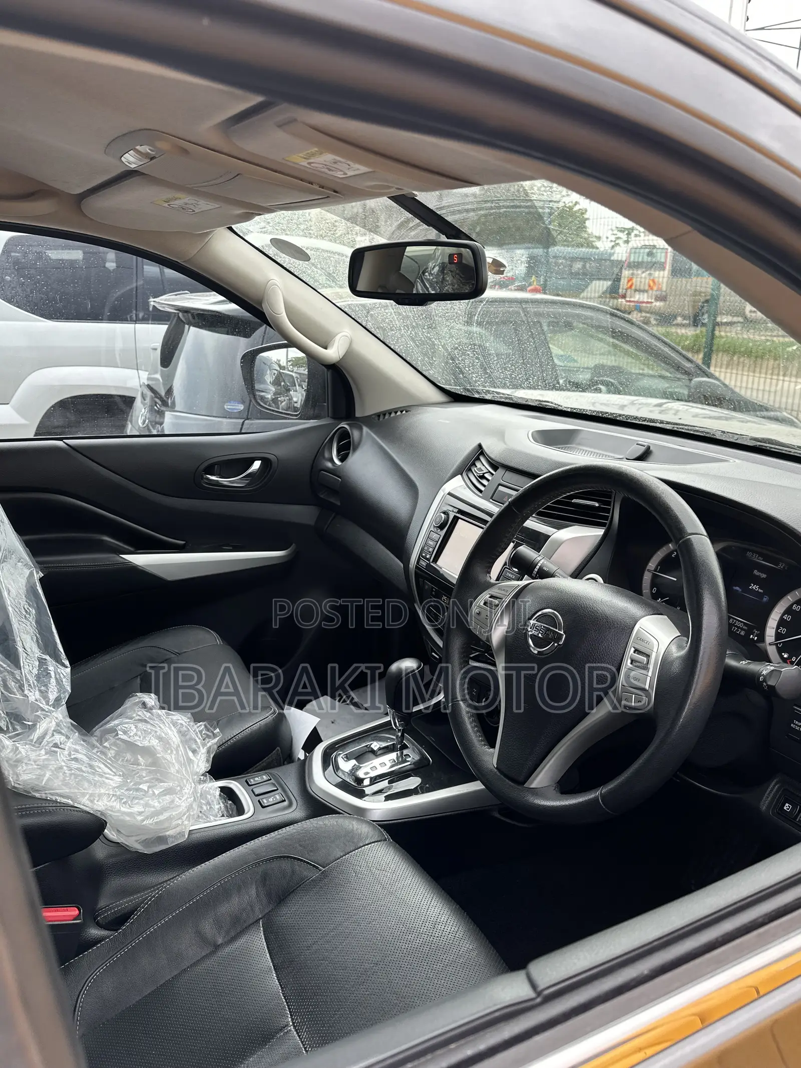 Nissan Navara 2017 Gray