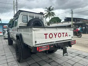 Toyota Land Cruiser 79 Series 2025 Pearl