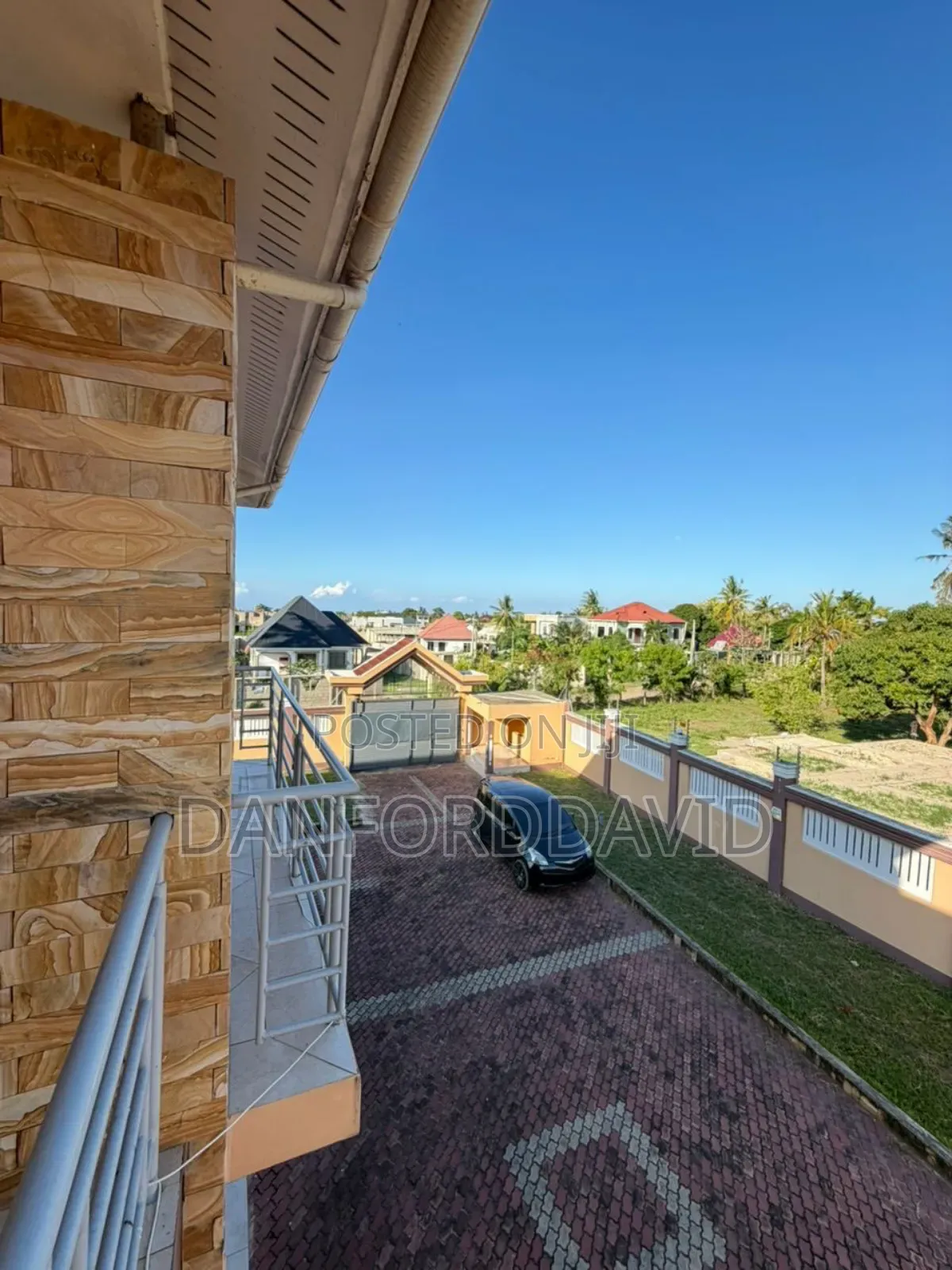 6bdrm House in Kahwa Real Estate, Bunju for rent
