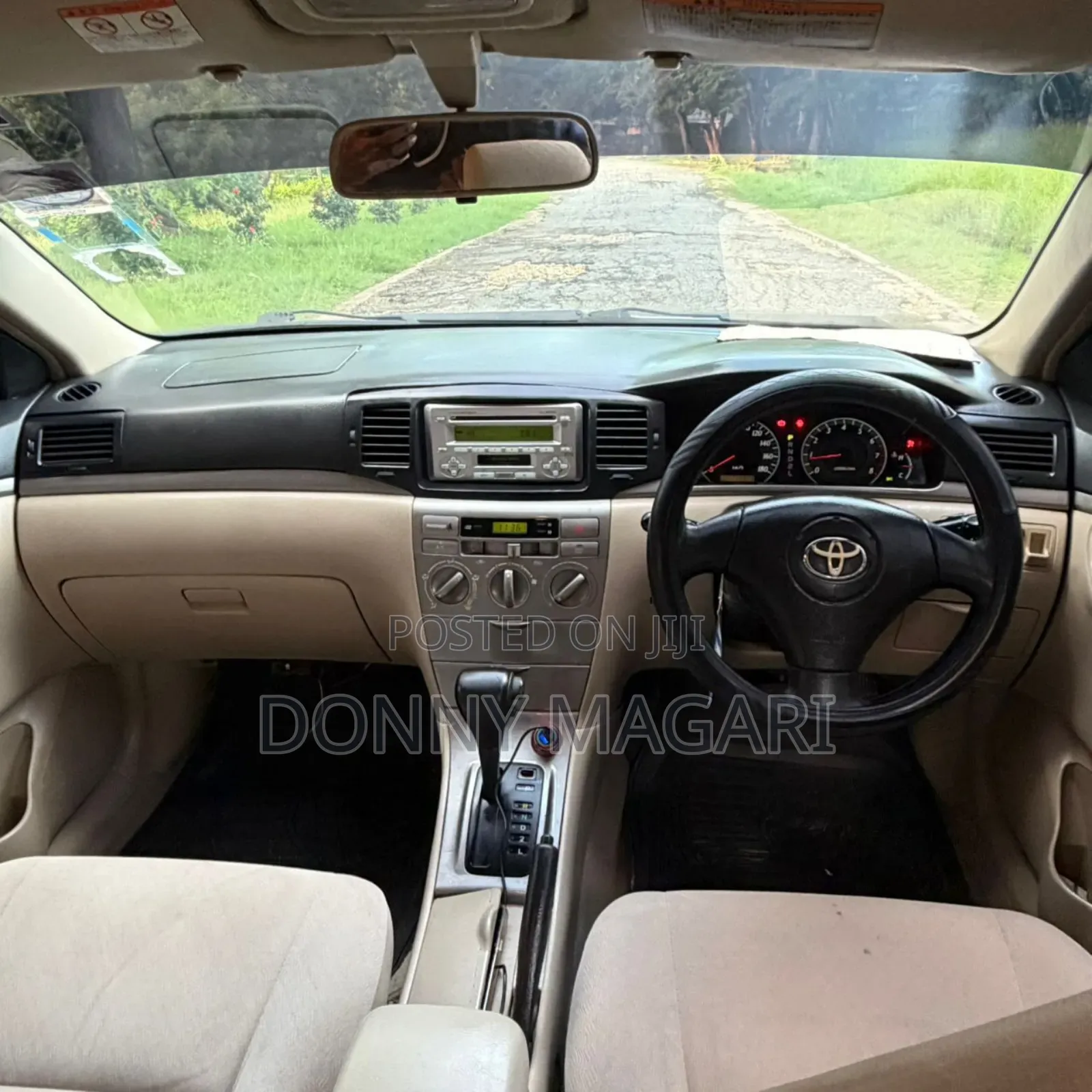 Toyota Corolla RunX 2004 Silver