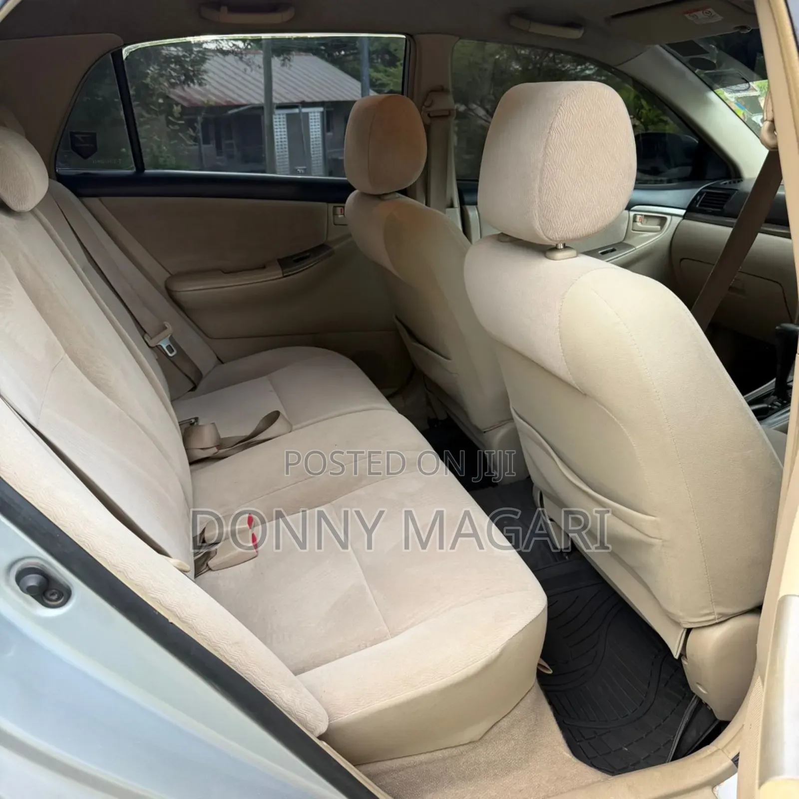 Toyota Corolla RunX 2004 Silver