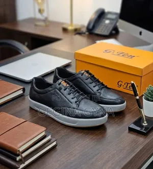 Quality Sneakers Available Karibuni Sanaa