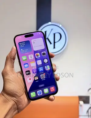New Apple iPhone 16 Pro 256 GB Gold
