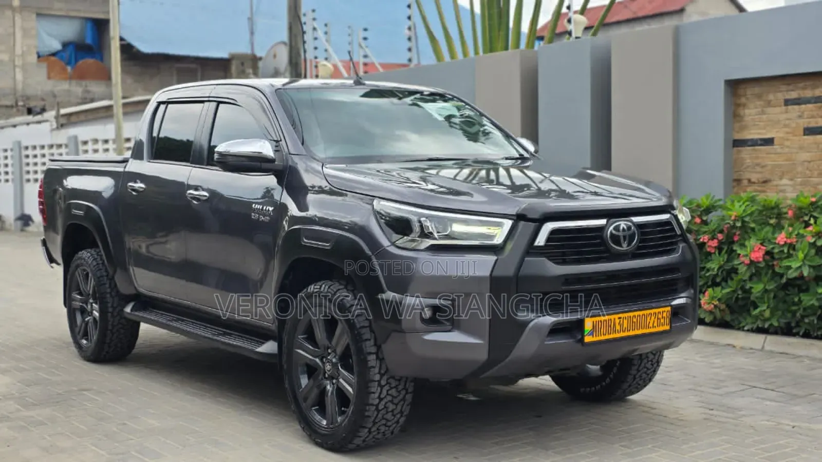 Toyota Hilux 2021 Gray
