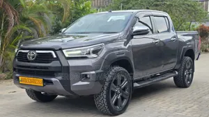 Toyota Hilux 2021 Gray