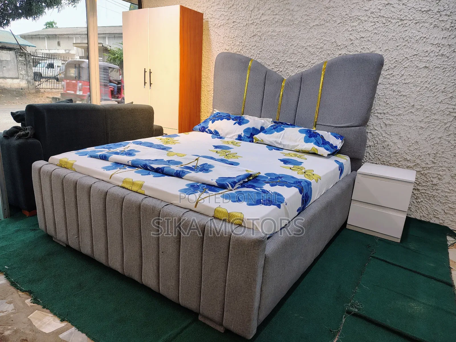 5*6 Bed Sofa Butterfly Shaped