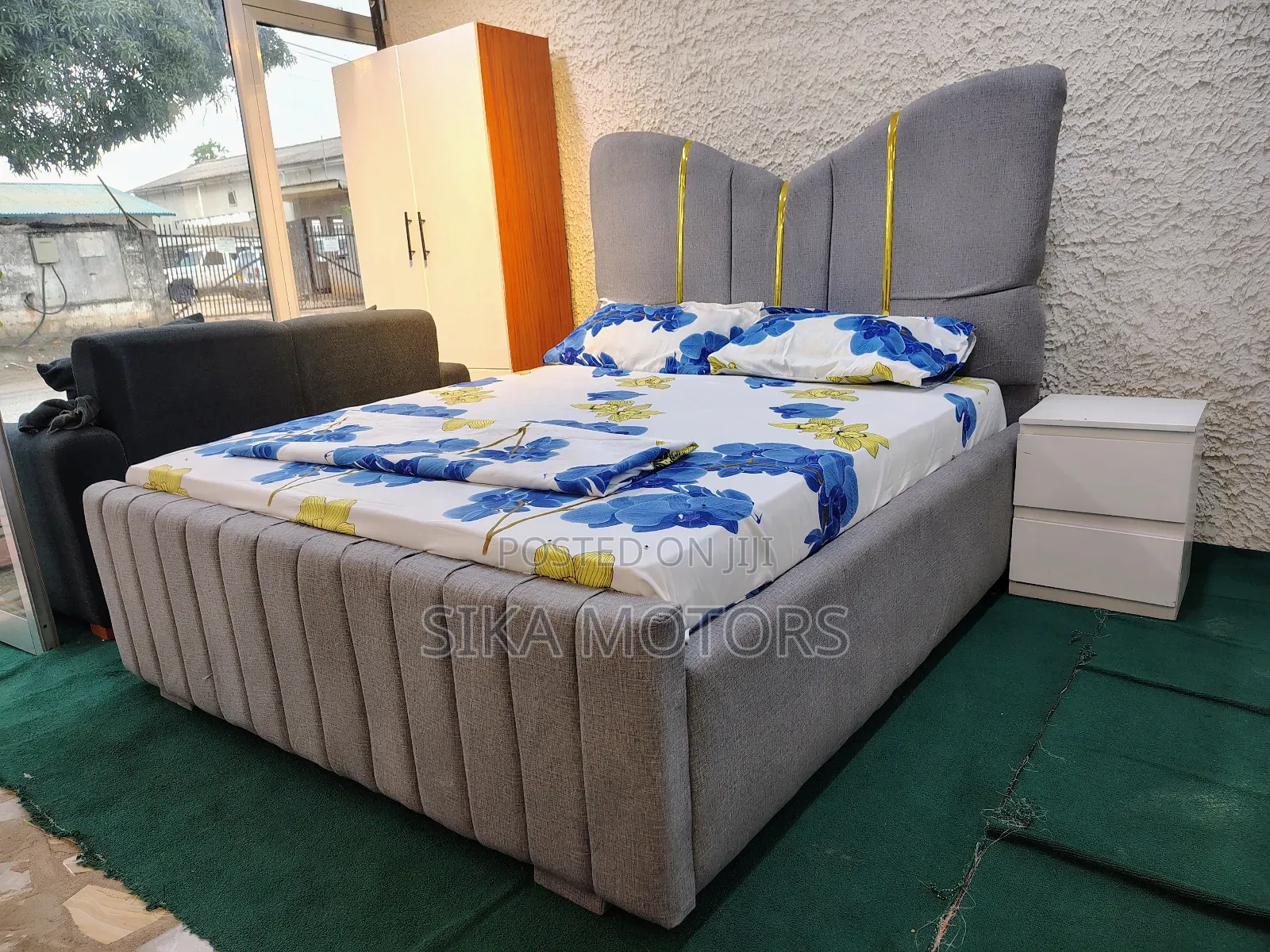 5*6 Bed Sofa Butterfly Shaped