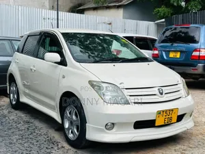 Toyota IST 2005 White